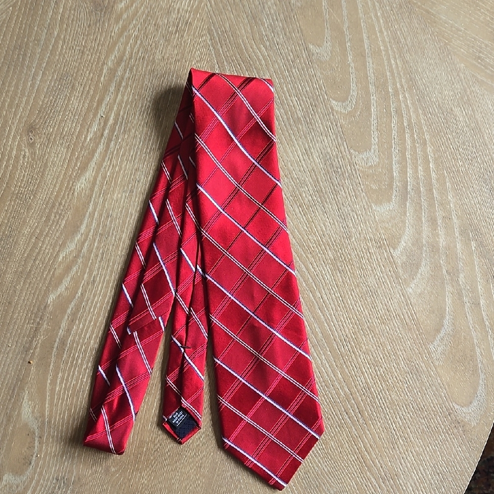 Club Room Red Plaid Necktie